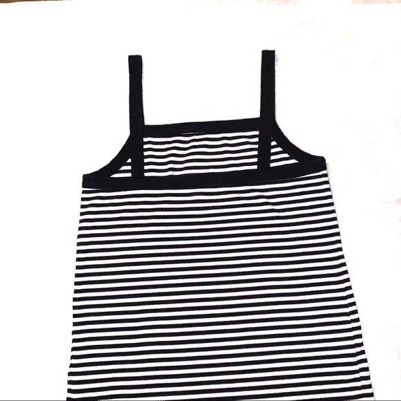 🌺 3/$15 🌺 Stripe Tank Top - Picture 2 of 6